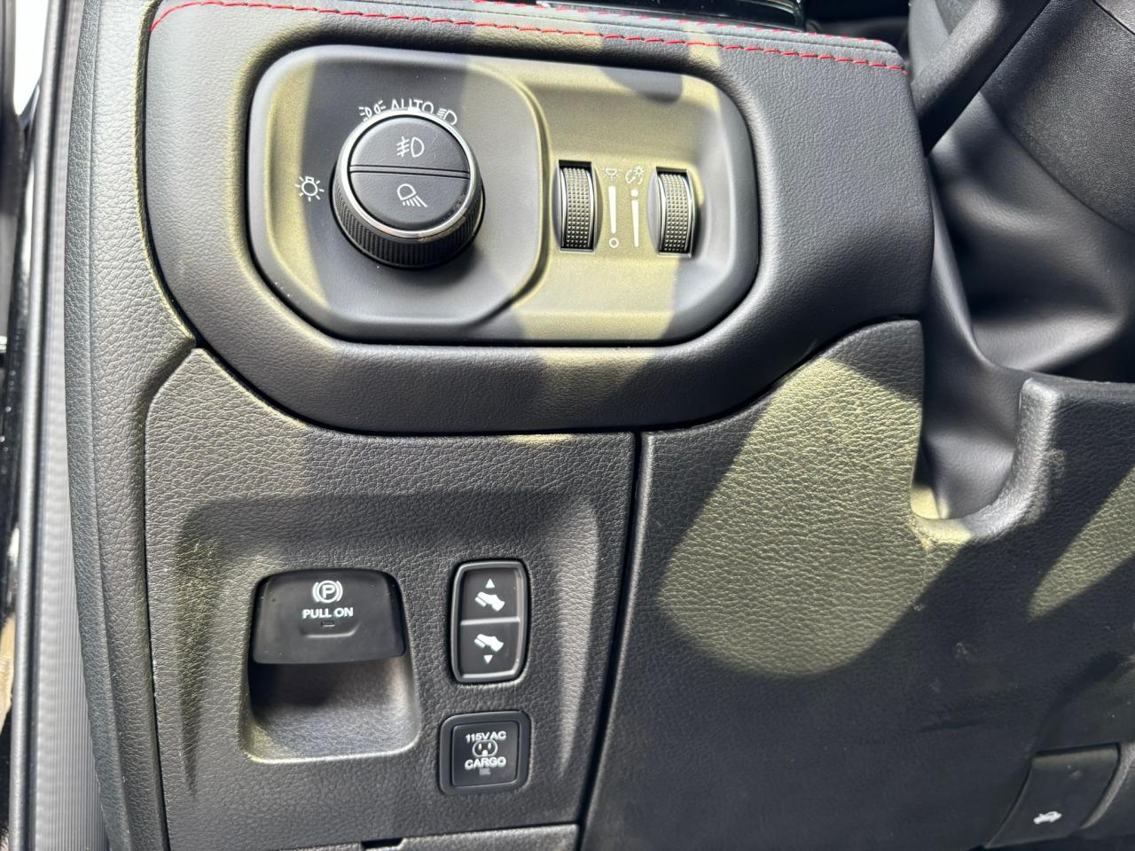 DODGE RAM 1500 CREW RHO