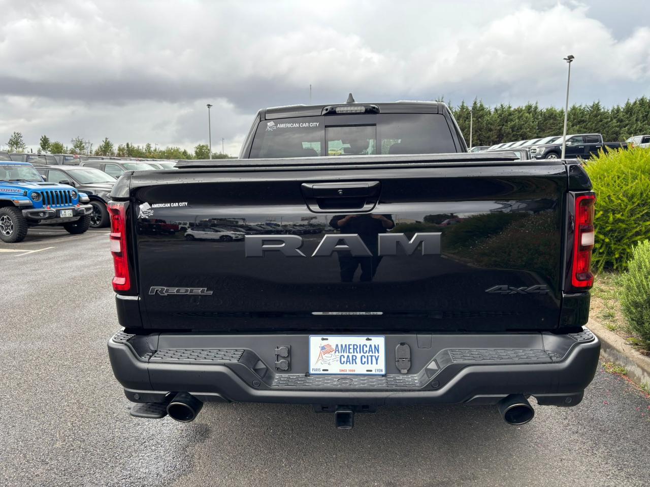 DODGE RAM 1500 CREW REBEL X AIR RAMBOX