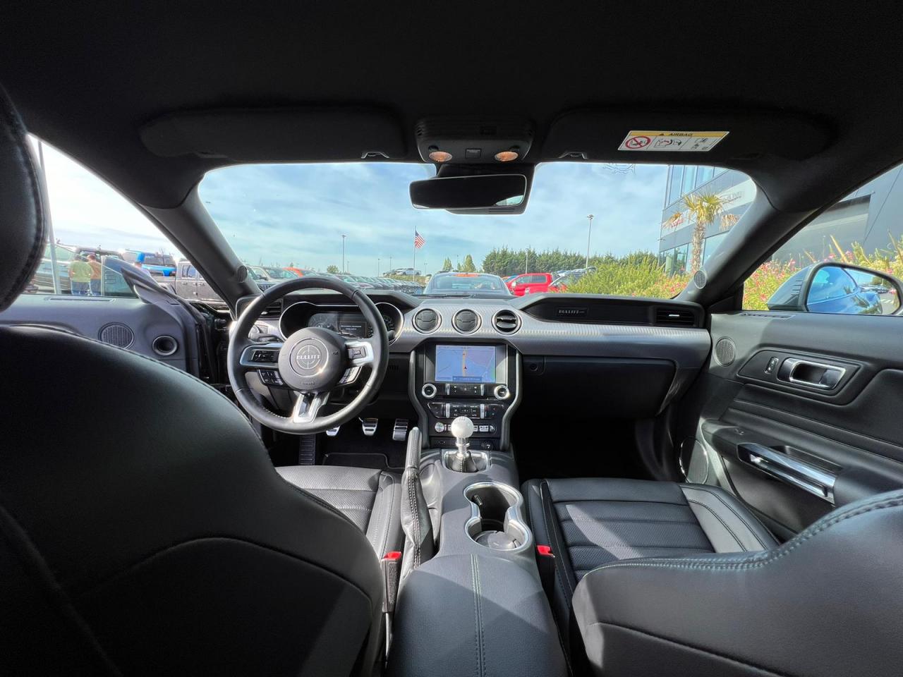 FORD MUSTANG BULLITT V8 5.0L - MAGNERIDE