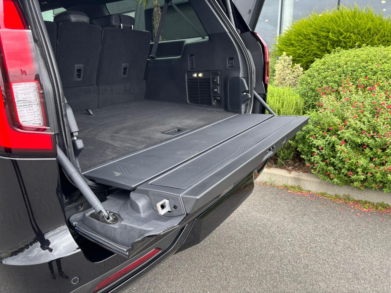 FORD EXPEDITION Platinum Max 4x4 Stealth Performance Package