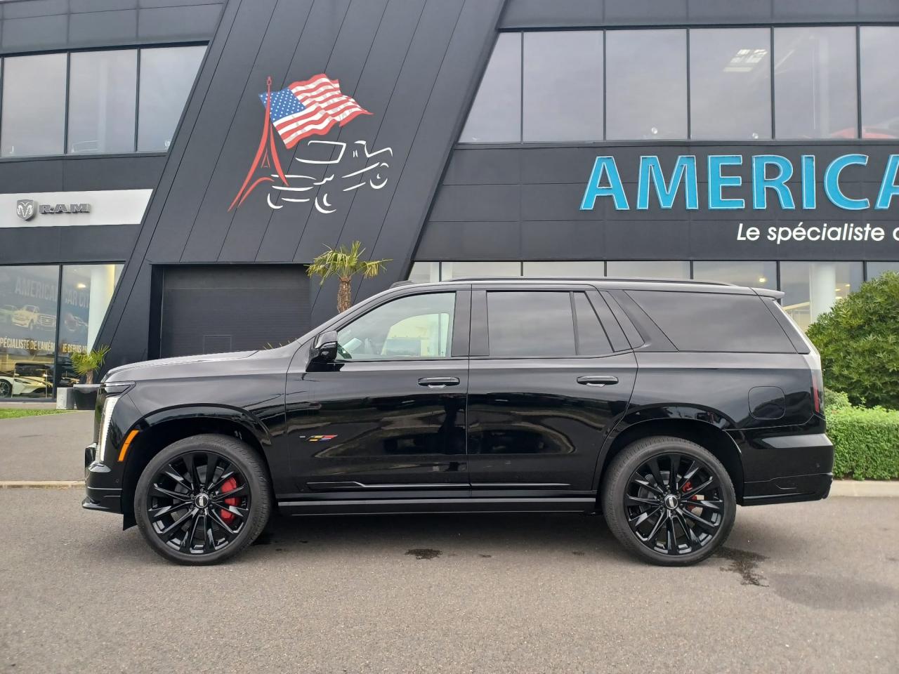 CADILLAC ESCALADE SUV V-Sport 2025