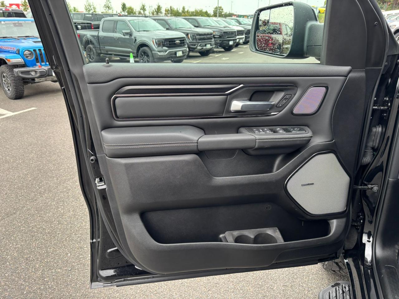 DODGE RAM 1500 CREW CAB REBEL AIR RAMBOX HAYON MULTI