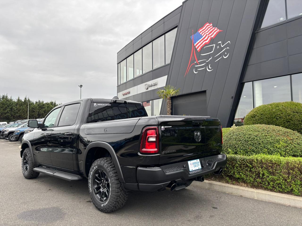 DODGE RAM 1500 CREW CAB REBEL AIR RAMBOX HAYON MULTI