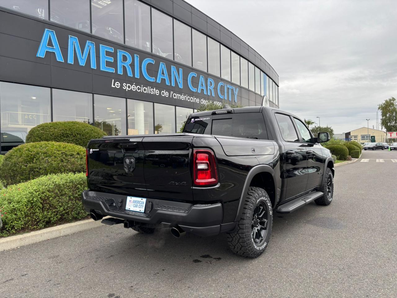 DODGE RAM 1500 CREW CAB REBEL AIR RAMBOX HAYON MULTI