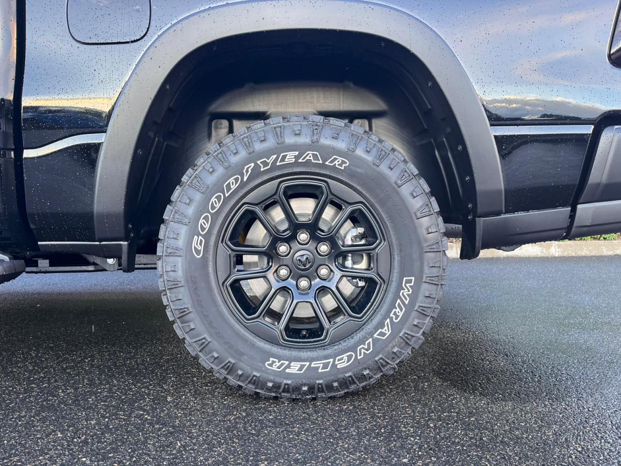 DODGE RAM 1500 CREW CAB REBEL AIR RAMBOX HAYON MULTI