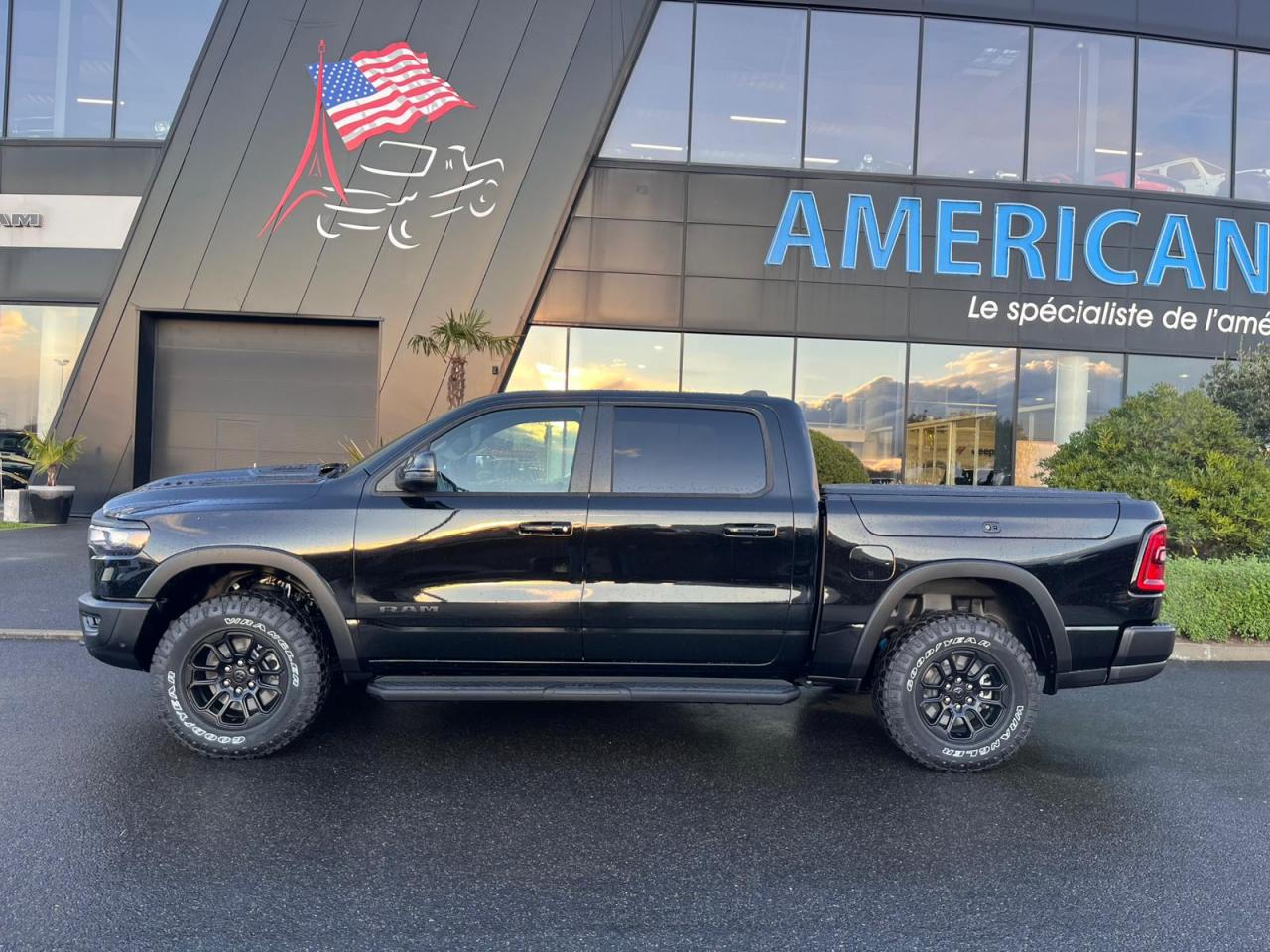 DODGE RAM 1500 CREW CAB REBEL AIR RAMBOX HAYON MULTI