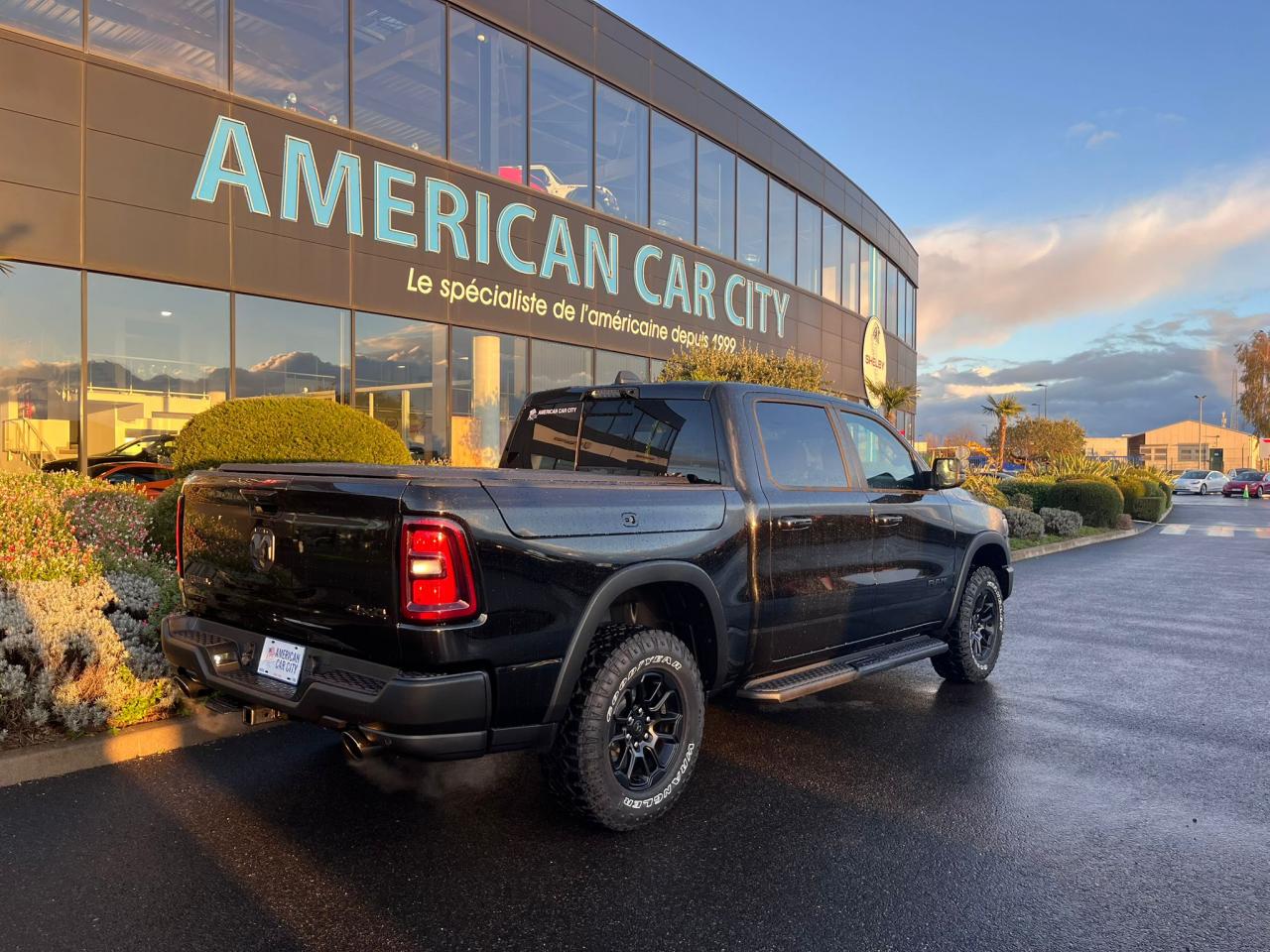 DODGE RAM 1500 CREW CAB REBEL AIR RAMBOX HAYON MULTI