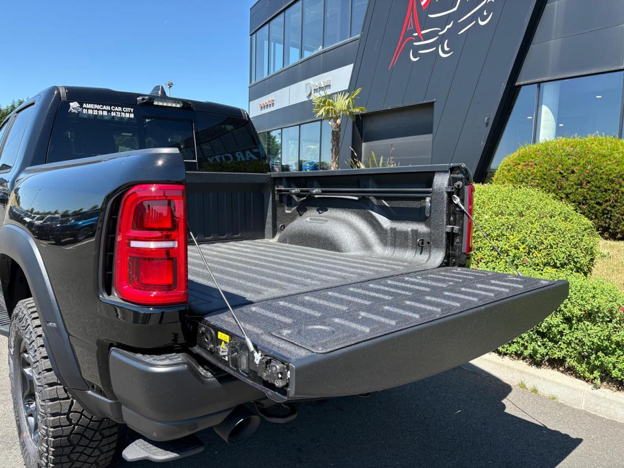 DODGE RAM 1500 CREW RHO