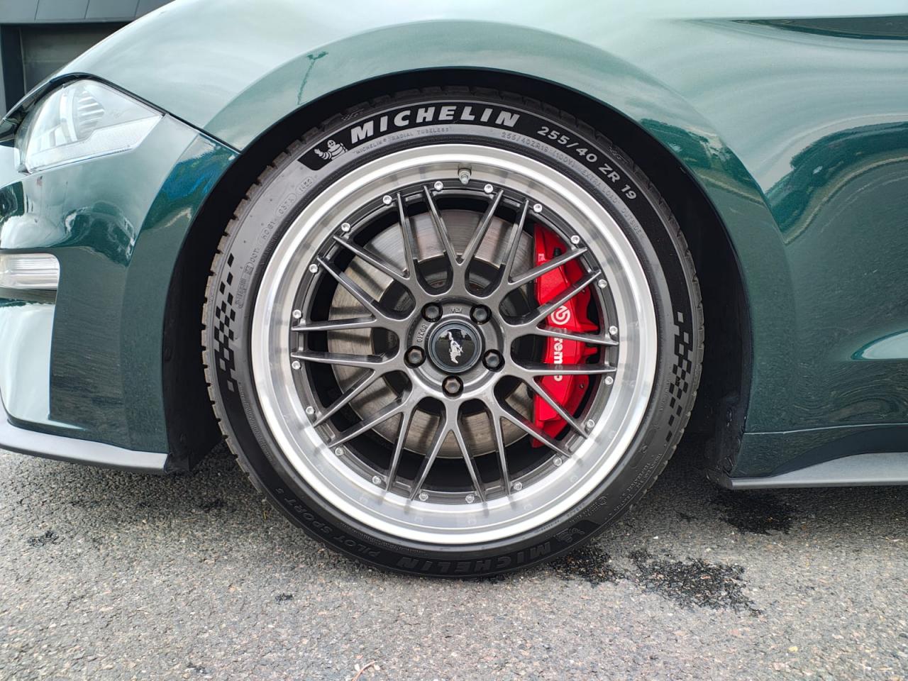 FORD MUSTANG BULLITT V8 5.0L - RECARO + MAGNERIDE