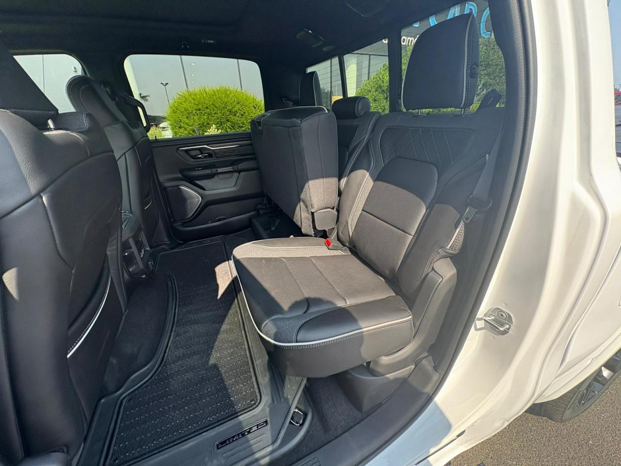 DODGE RAM 1500 CREW LIMITED NIGHT EDITION RAMBOX 2025
