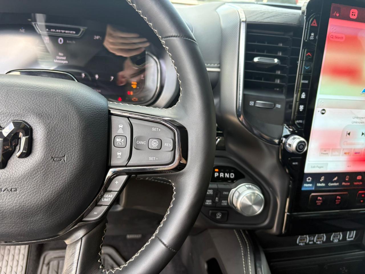 DODGE RAM 1500 CREW LIMITED NIGHT EDITION RAMBOX 2025
