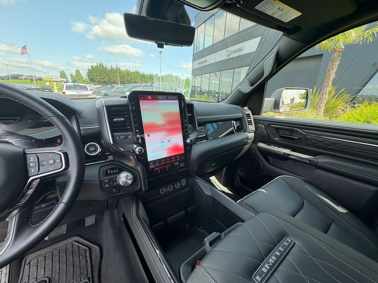 DODGE RAM 1500 CREW LIMITED NIGHT EDITION RAMBOX 2025