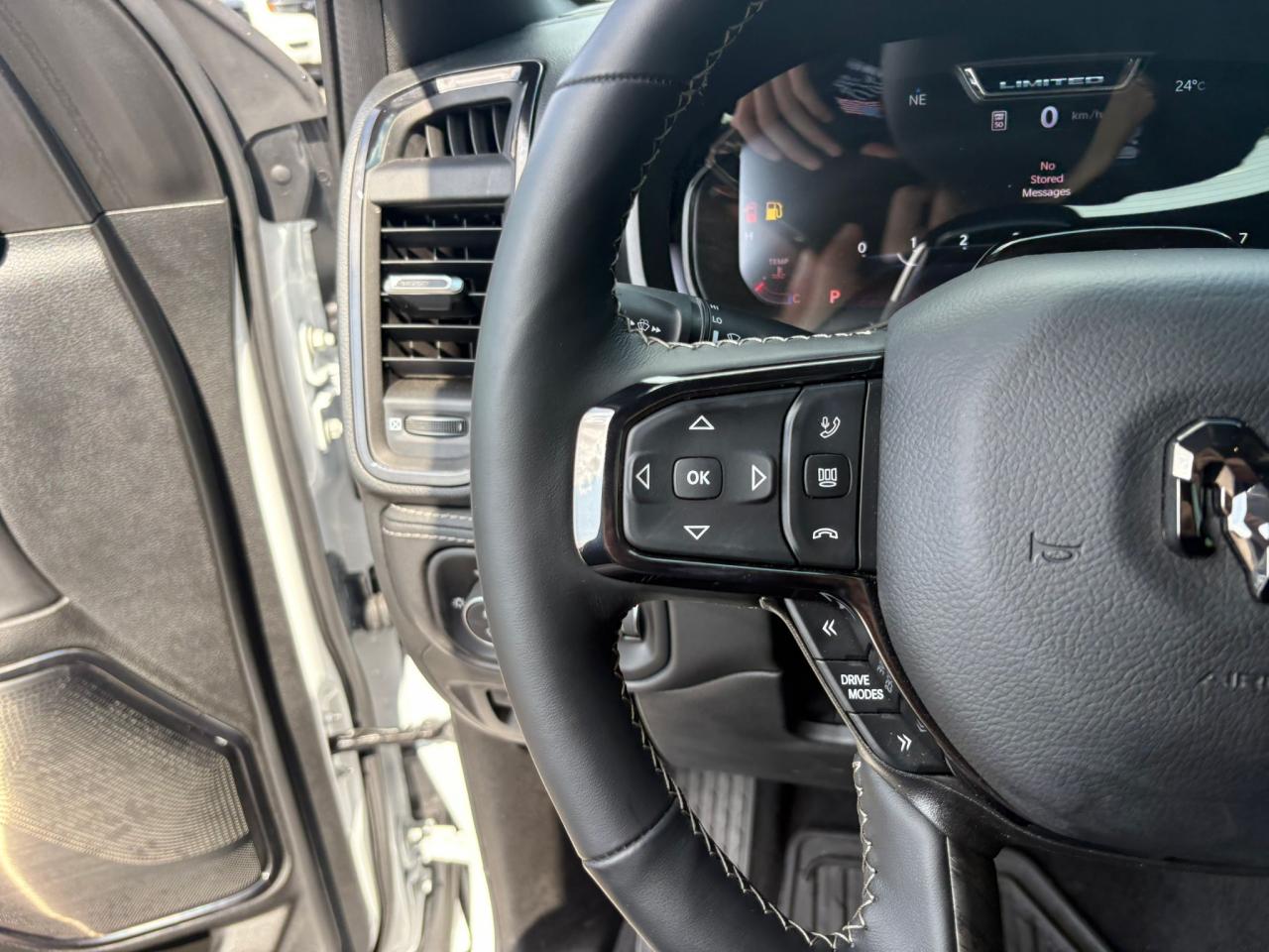 DODGE RAM 1500 CREW LIMITED NIGHT EDITION RAMBOX 2025