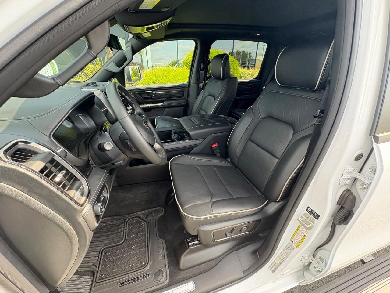 DODGE RAM 1500 CREW LIMITED NIGHT EDITION RAMBOX 2025
