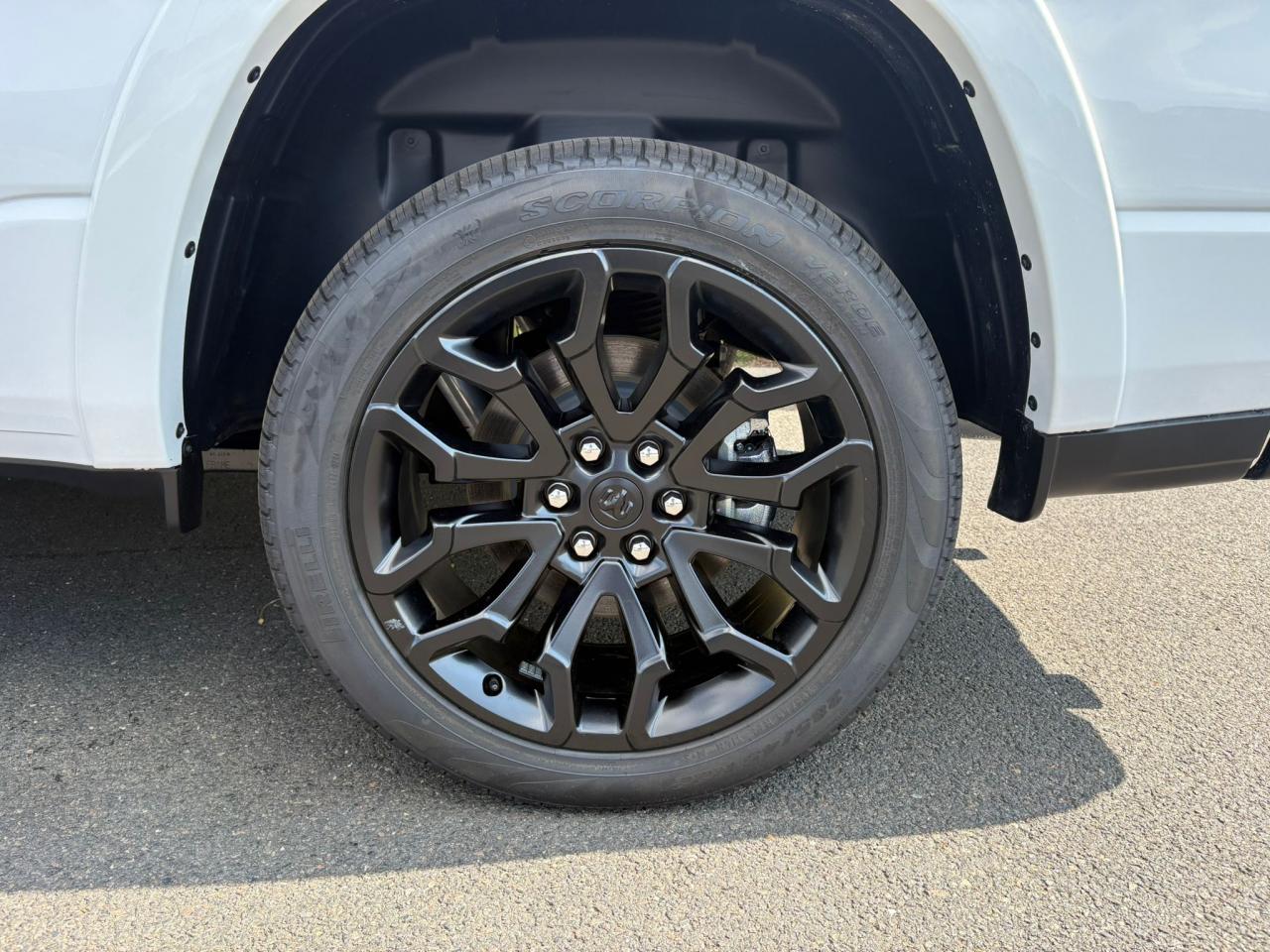 DODGE RAM 1500 CREW LIMITED NIGHT EDITION RAMBOX 2025