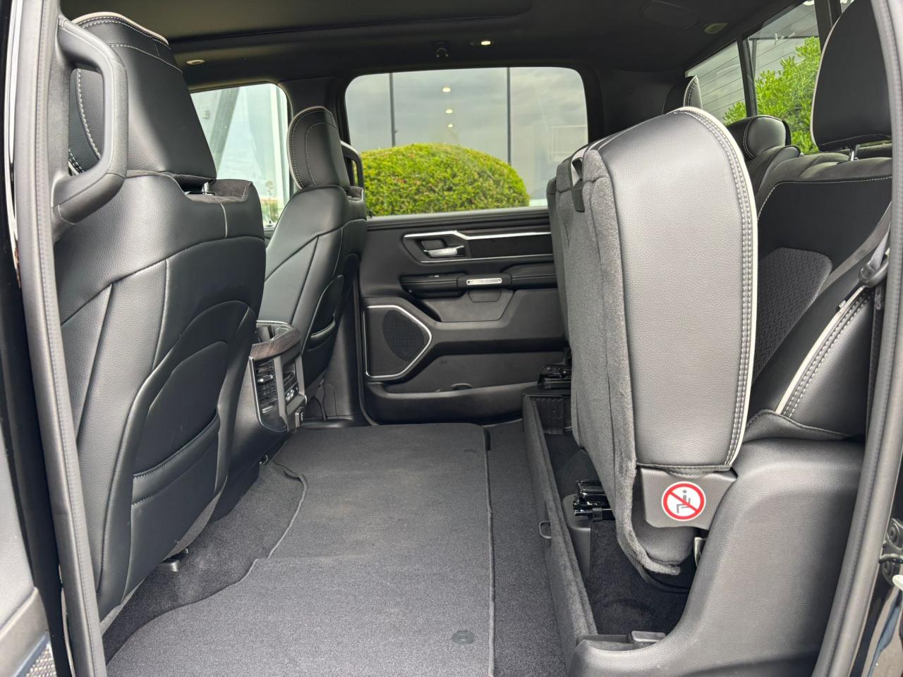 DODGE RAM 1500 CREW LARAMIE SPORT 3.0 L6 420ch