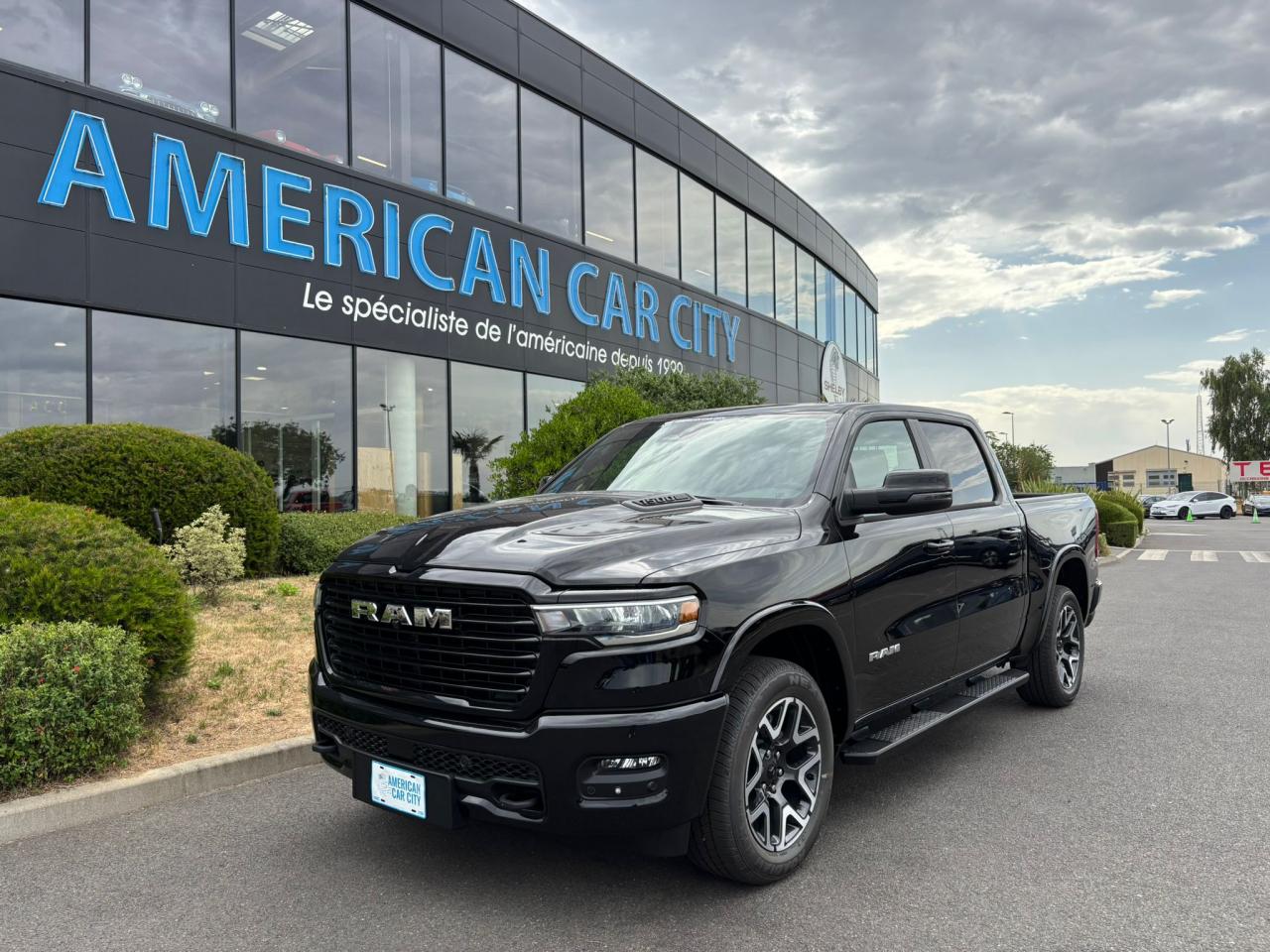 DODGE RAM 1500 CREW LARAMIE SPORT 3.0 L6 420ch