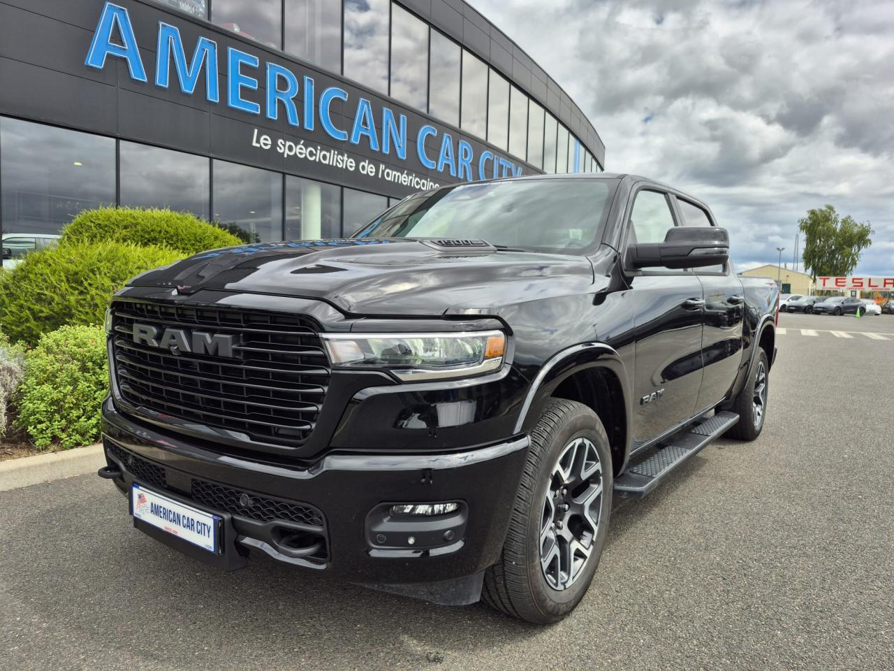 DODGE RAM 1500 CREW LARAMIE SPORT 3.0 L6 420ch