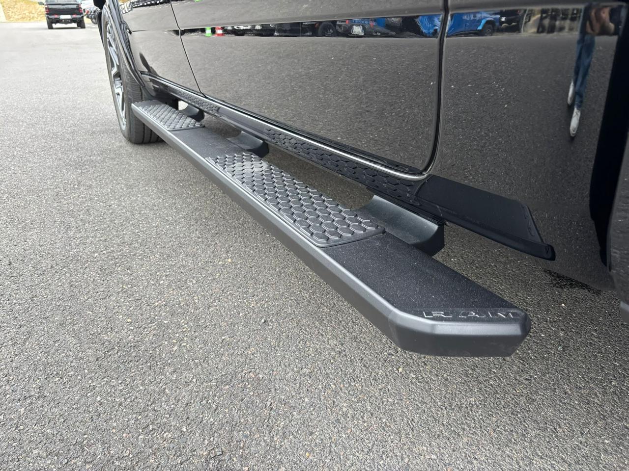 DODGE RAM 1500 CREW LARAMIE SPORT 3.0 L6 420ch