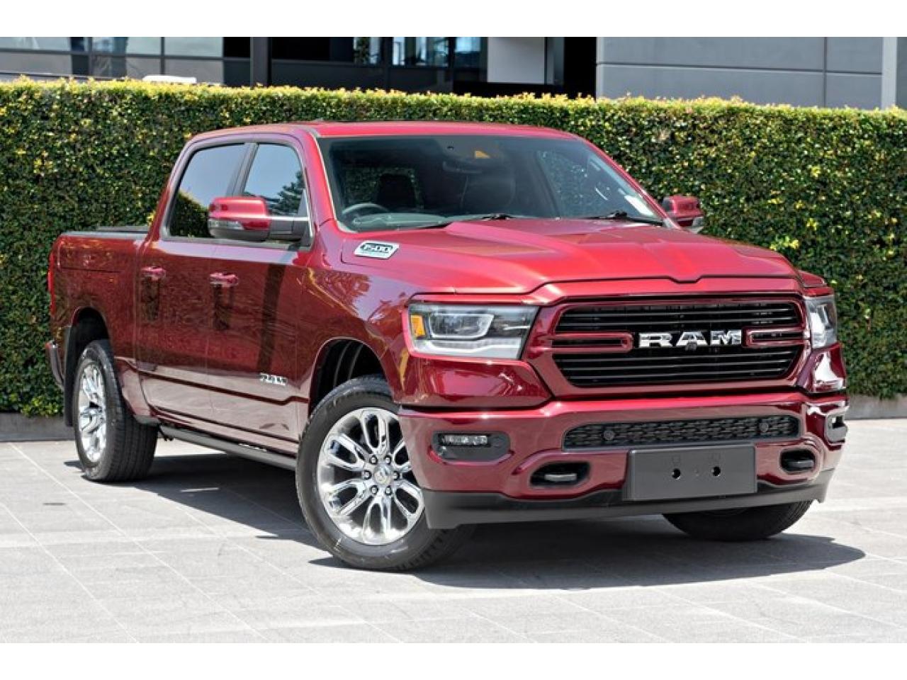 DODGE RAM 1500 CREW LARAMIE SPORT AIR RAMBOX