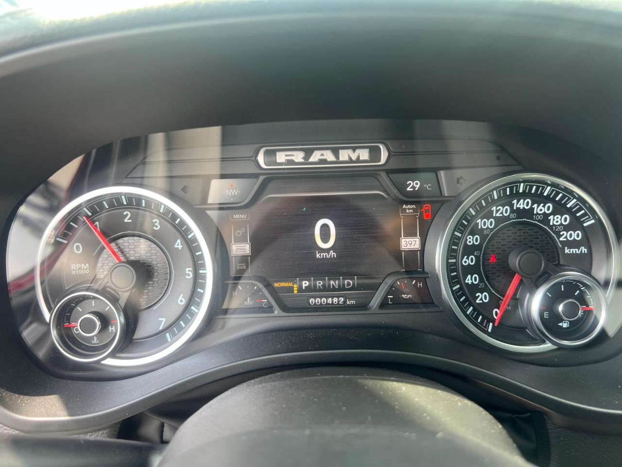 DODGE RAM 1500 CREW LARAMIE SPORT AIR RAMBOX