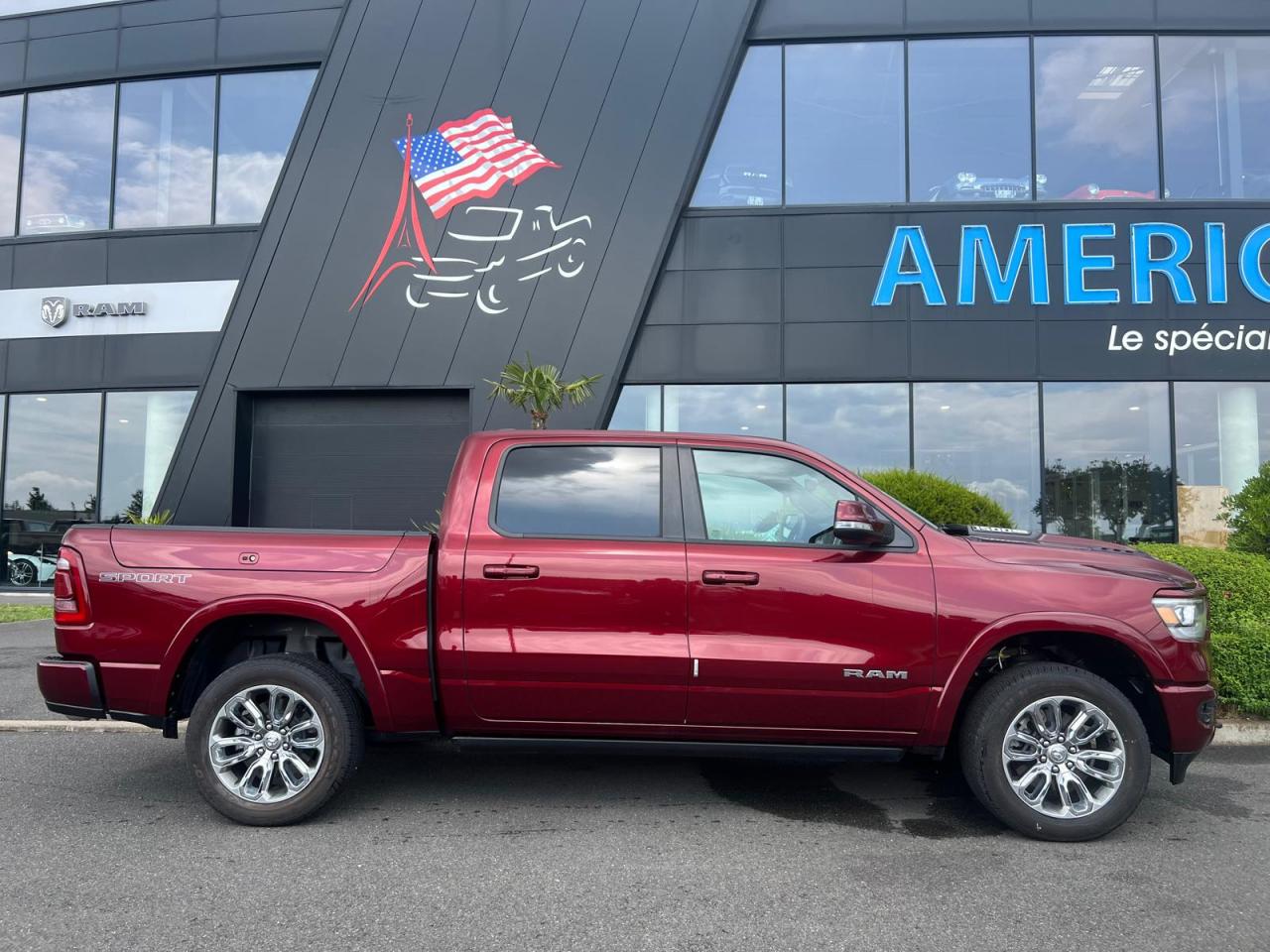 DODGE RAM 1500 CREW LARAMIE SPORT AIR RAMBOX