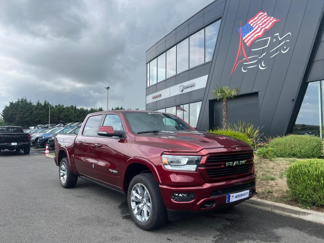DODGE RAM 1500 CREW LARAMIE SPORT AIR RAMBOX