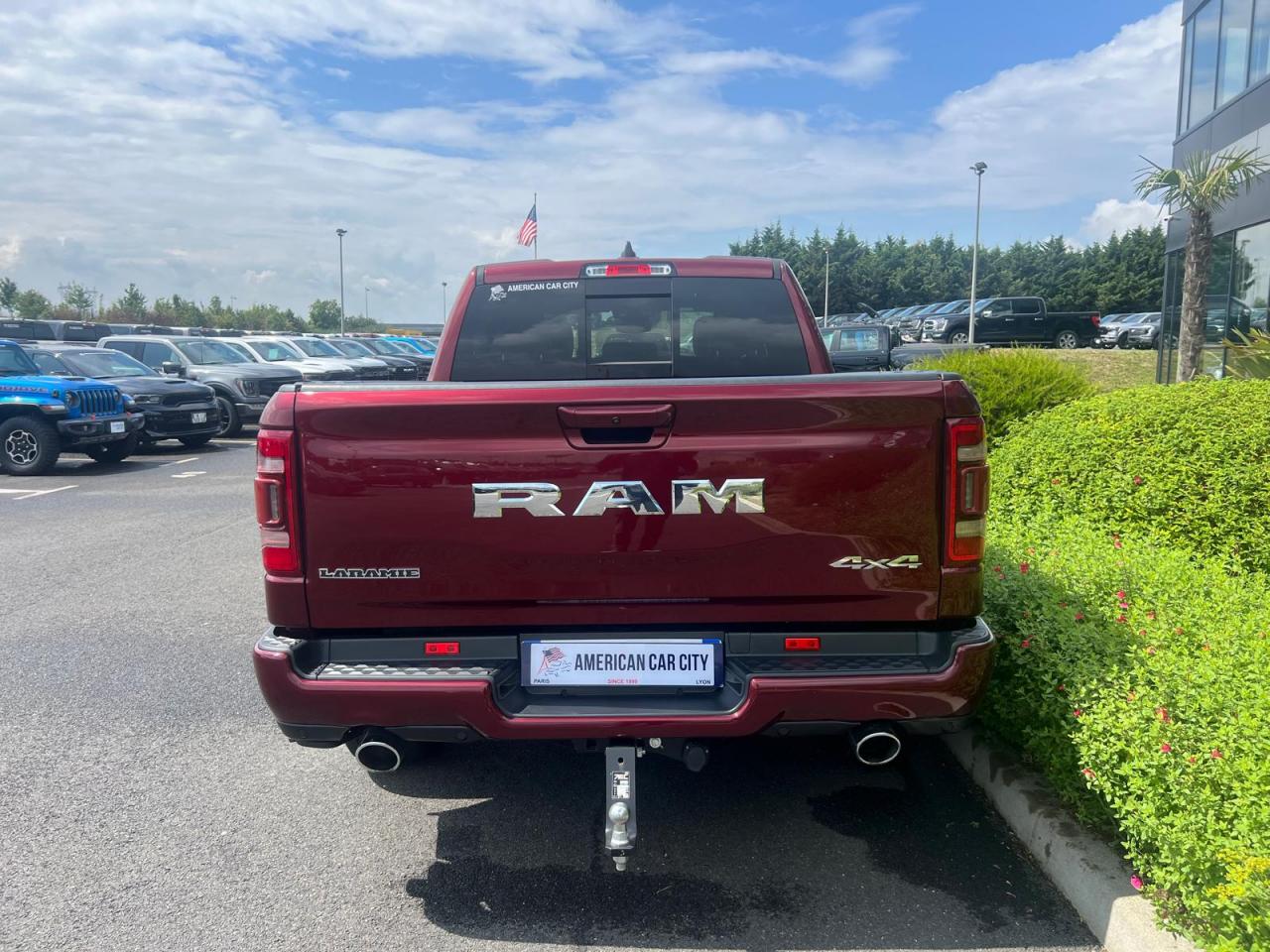 DODGE RAM 1500 CREW LARAMIE SPORT AIR RAMBOX