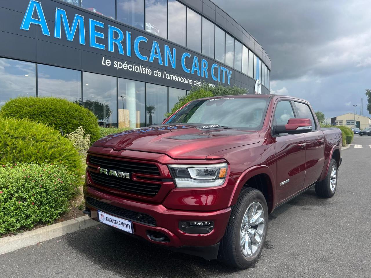 DODGE RAM 1500 CREW LARAMIE SPORT AIR RAMBOX