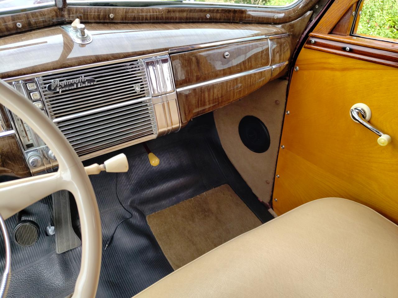 PLYMOUTH P12 SPECIAL DELUXE 7 PLACES 1941