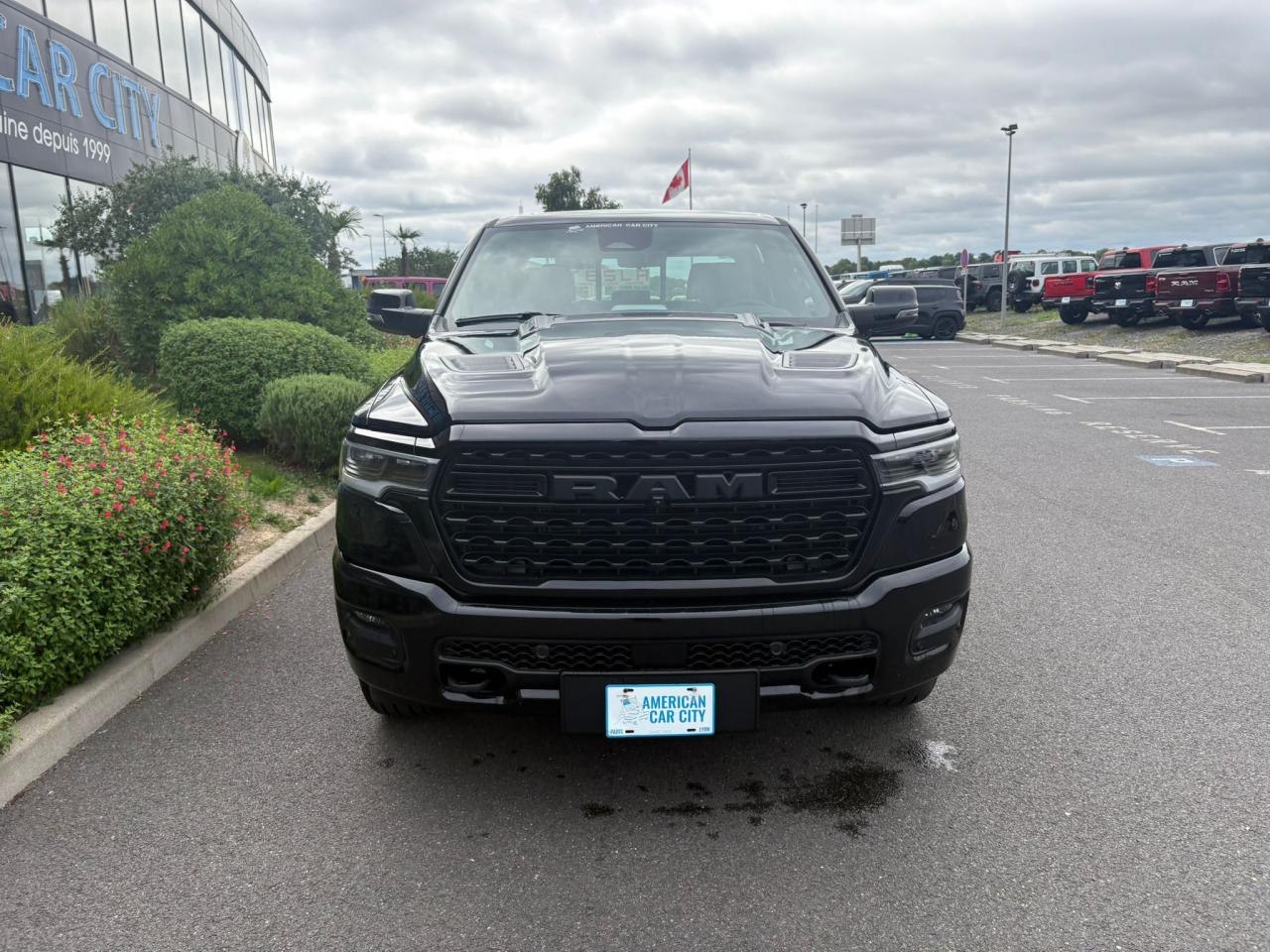 DODGE RAM 1500 CREW LIMITED NIGHT EDITION RAMBOX 2025