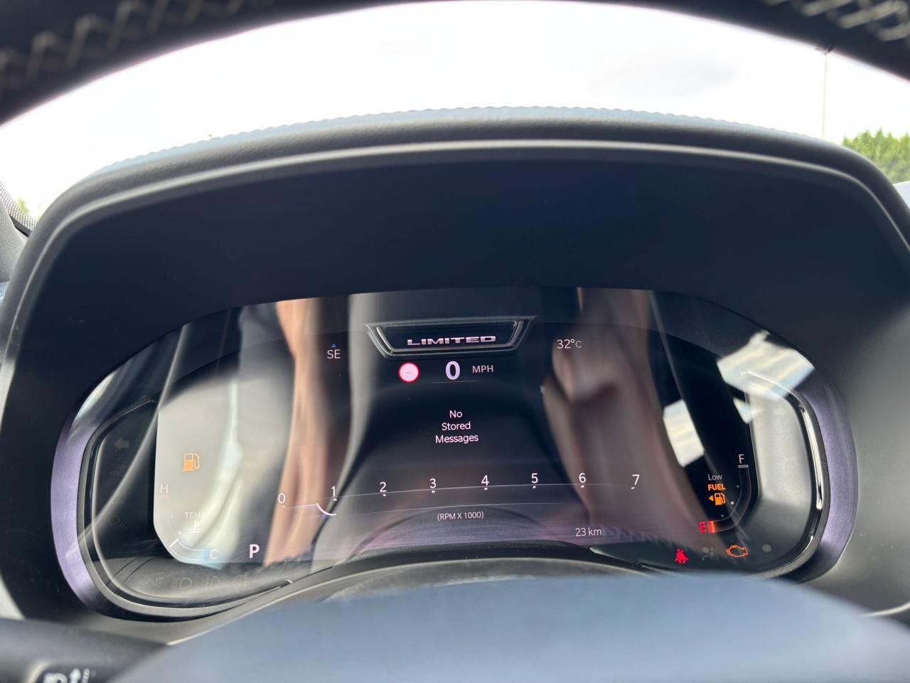 DODGE RAM 1500 CREW LIMITED NIGHT EDITION RAMBOX 2025