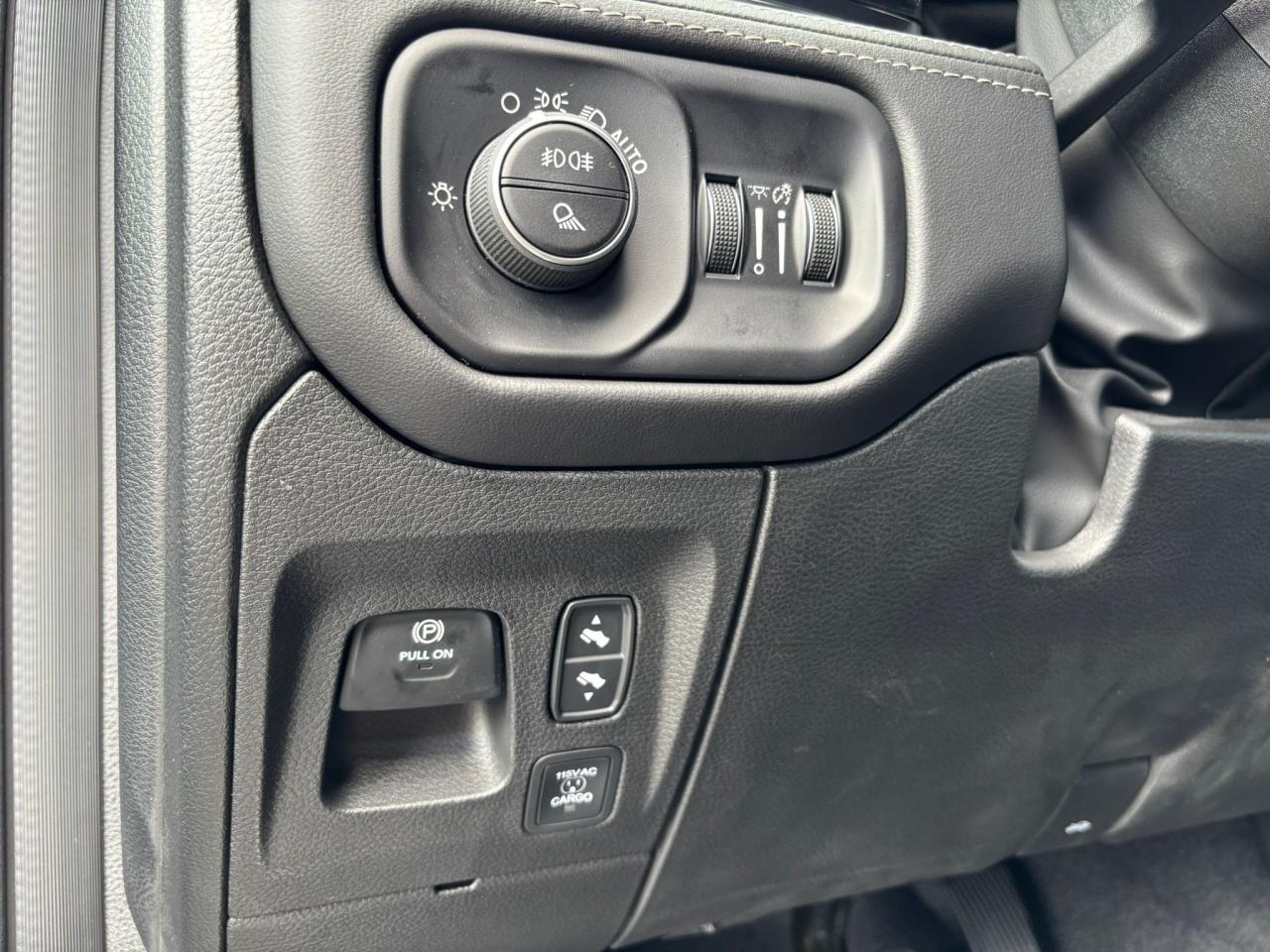 DODGE RAM 1500 CREW LIMITED NIGHT EDITION RAMBOX 2025