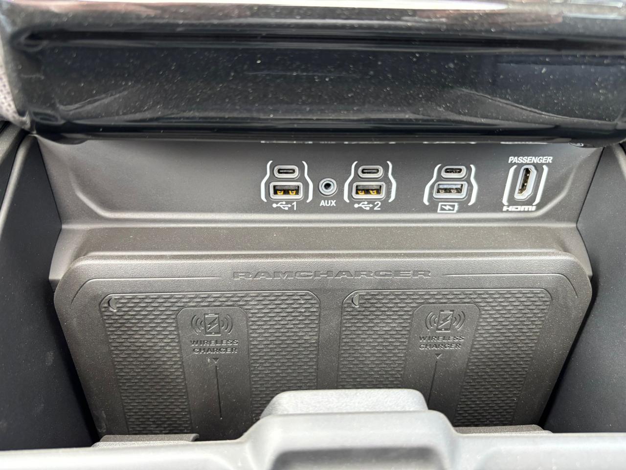 DODGE RAM 1500 CREW LIMITED NIGHT EDITION RAMBOX 2025