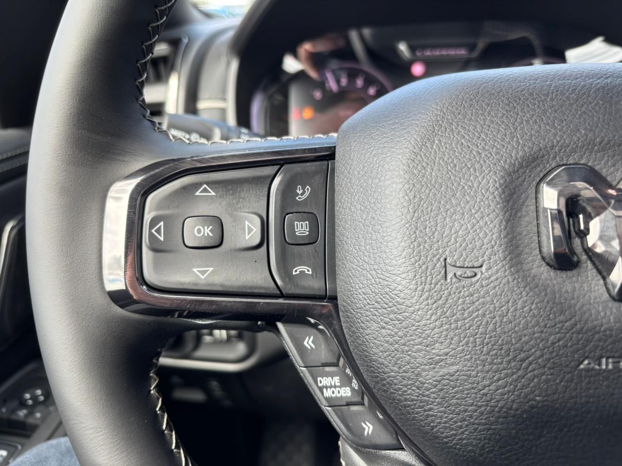 DODGE RAM 1500 CREW LIMITED NIGHT EDITION RAMBOX 2025