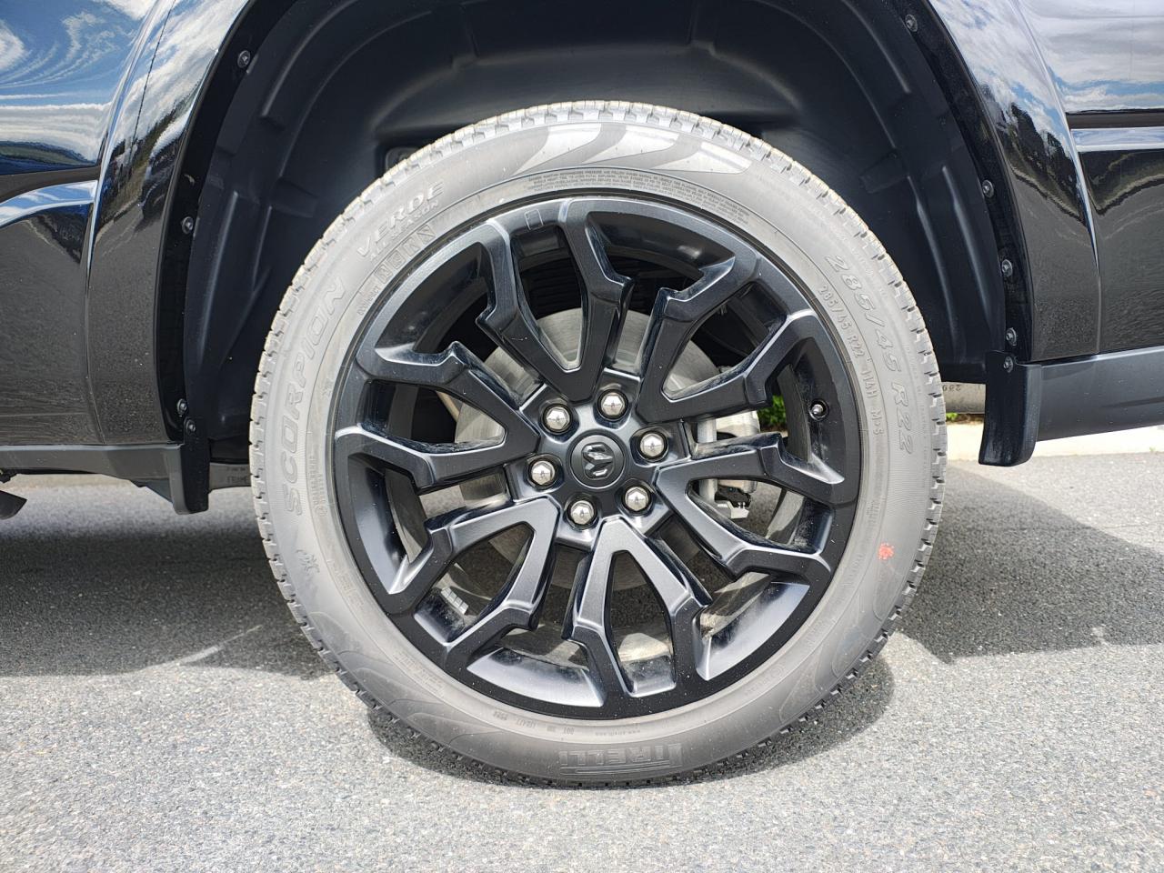 DODGE RAM 1500 CREW LIMITED NIGHT EDITION RAMBOX 2025