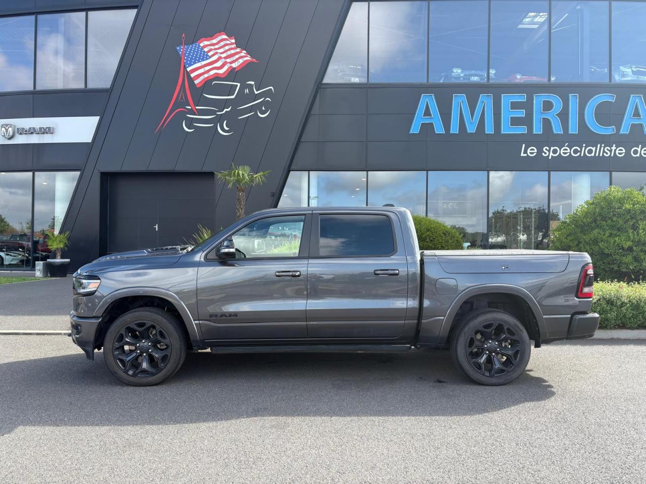 DODGE RAM 1500 CREW LIMITED NIGHT EDITION RAMBOX HAYON MULTI