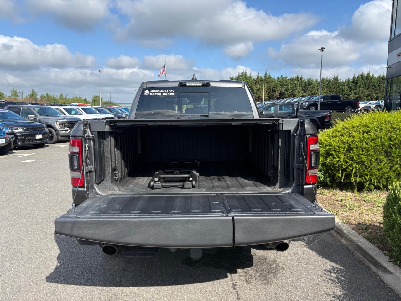 DODGE RAM 1500 CREW LIMITED NIGHT EDITION RAMBOX HAYON MULTI
