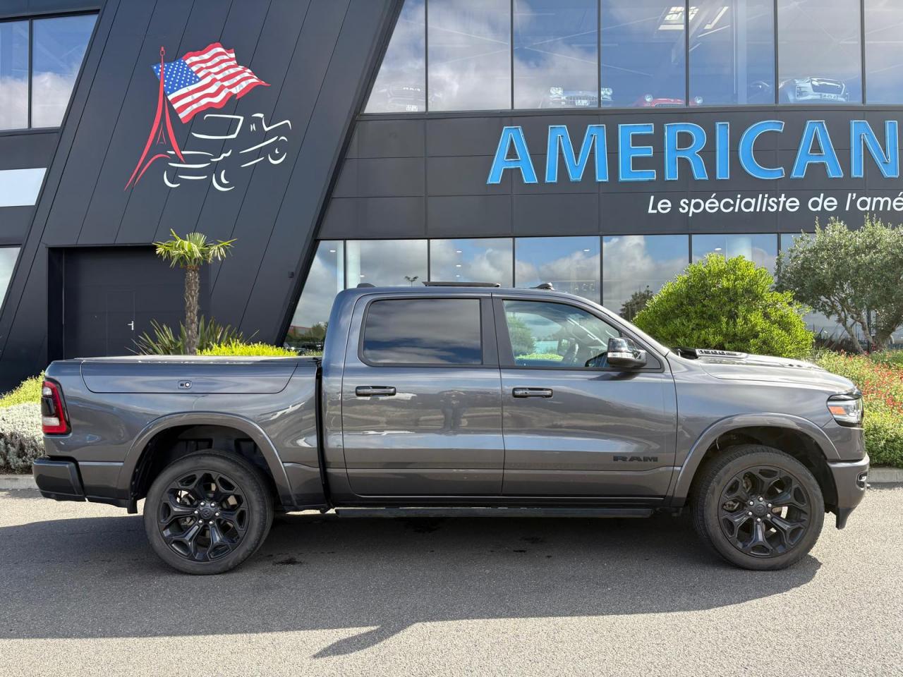 DODGE RAM 1500 CREW LIMITED NIGHT EDITION RAMBOX HAYON MULTI