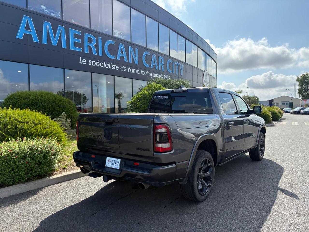 DODGE RAM 1500 CREW LIMITED NIGHT EDITION RAMBOX HAYON MULTI