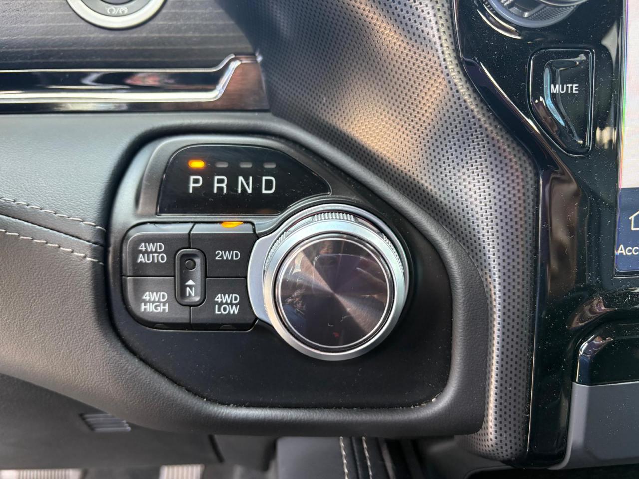 DODGE RAM 1500 CREW LIMITED NIGHT EDITION RAMBOX HAYON MULTI