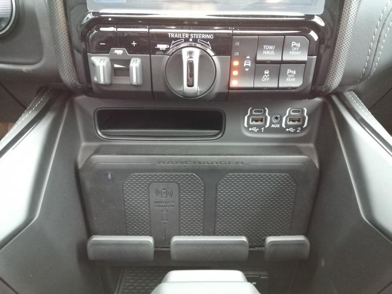 DODGE RAM 1500 CREW LIMITED AIR RAMBOX ETORQUE