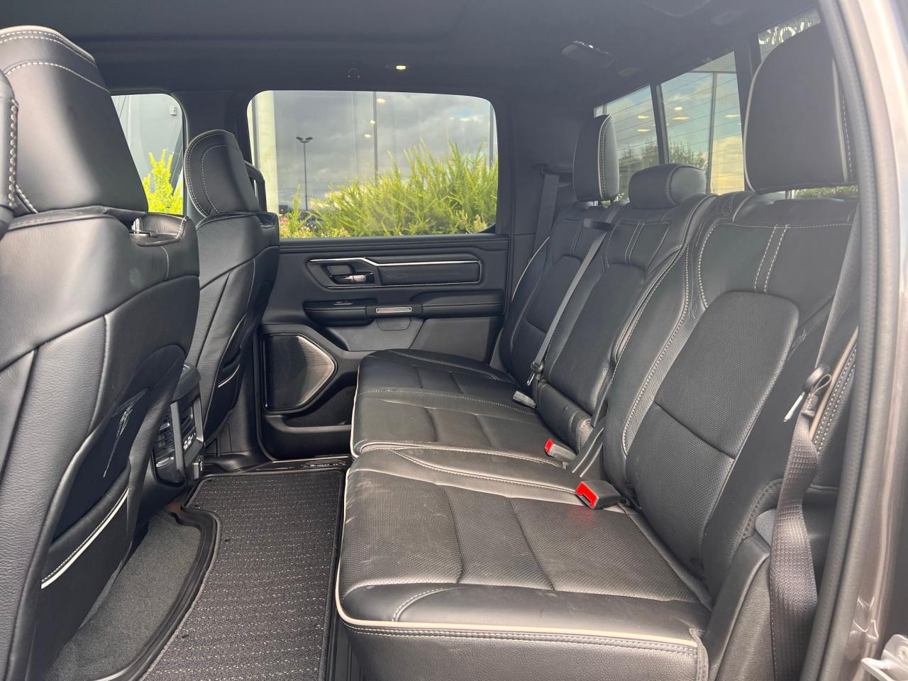 DODGE RAM 1500 CREW LIMITED NIGHT EDITION - RAMBOX - HAYON MULTIFONCTIONS