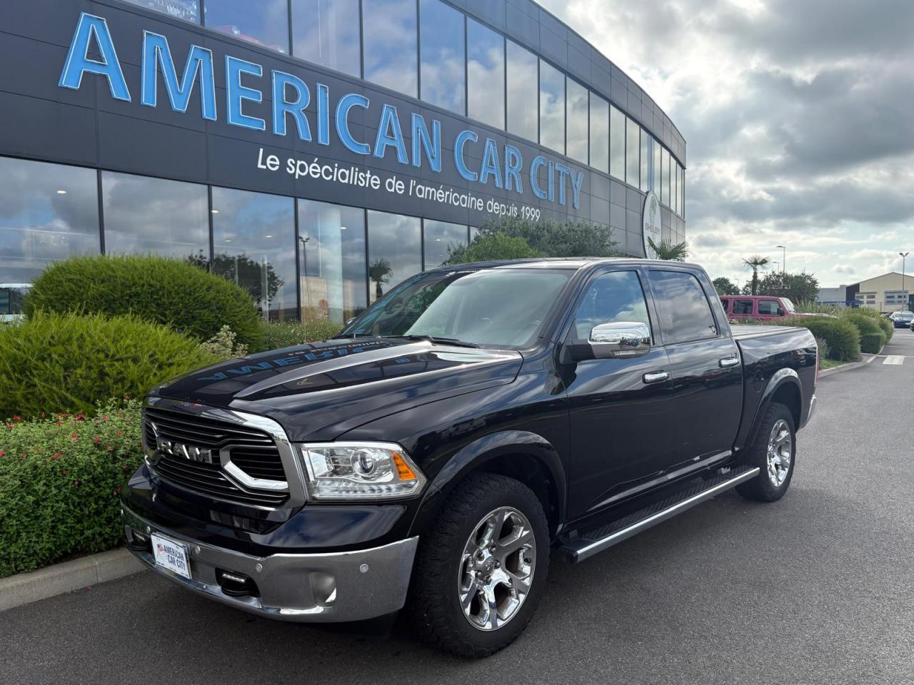 DODGE RAM 1500 CREW LARAMIE CLASSIC