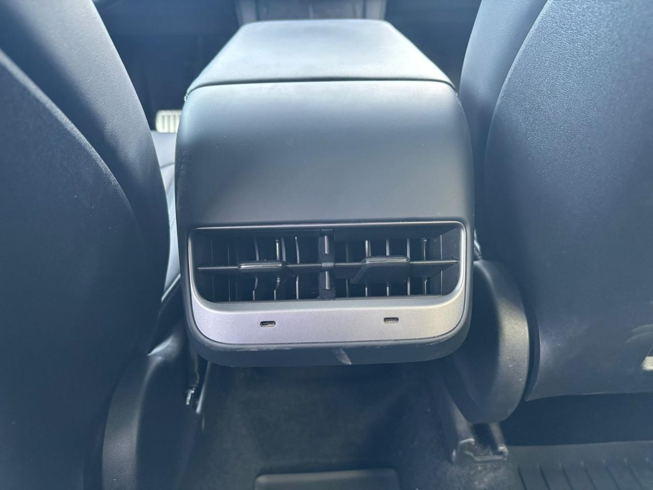 TESLA MODEL Y Performance AWD