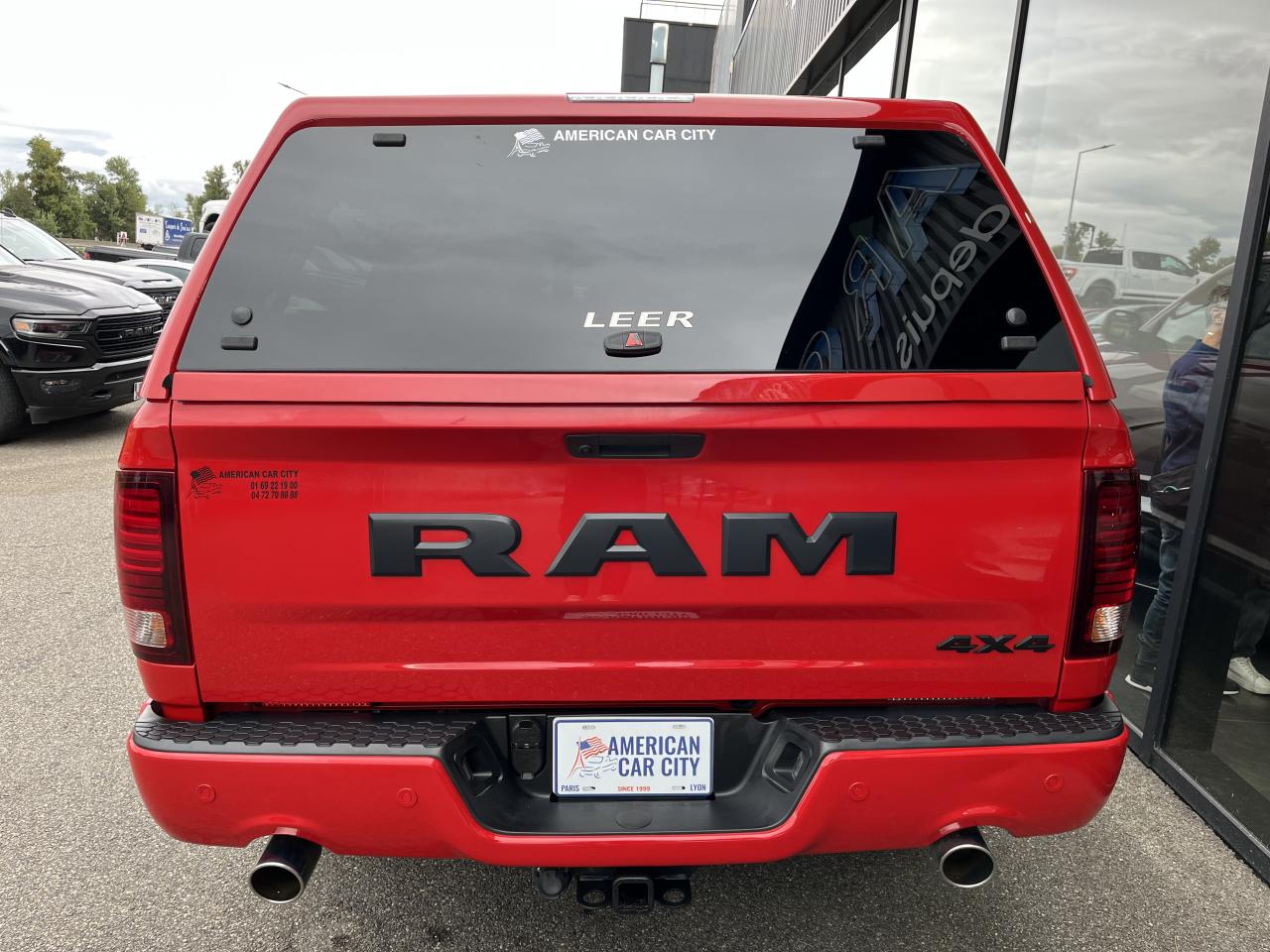 DODGE RAM 1500 CREW CAB SPORT BLACK PACKAGE