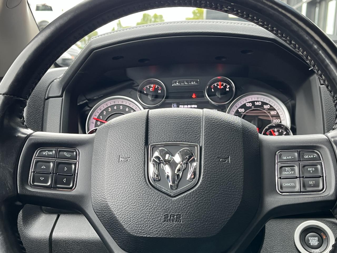 DODGE RAM 1500 CREW CAB SPORT BLACK PACKAGE