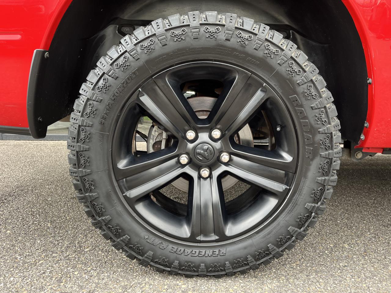 DODGE RAM 1500 CREW CAB SPORT BLACK PACKAGE