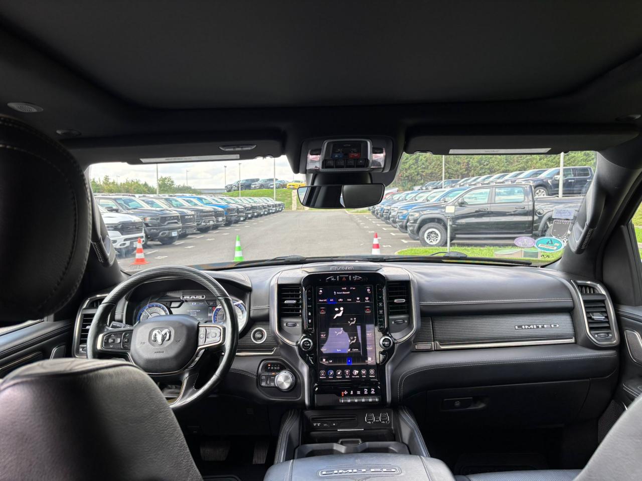 DODGE RAM 1500 CREW LIMITED