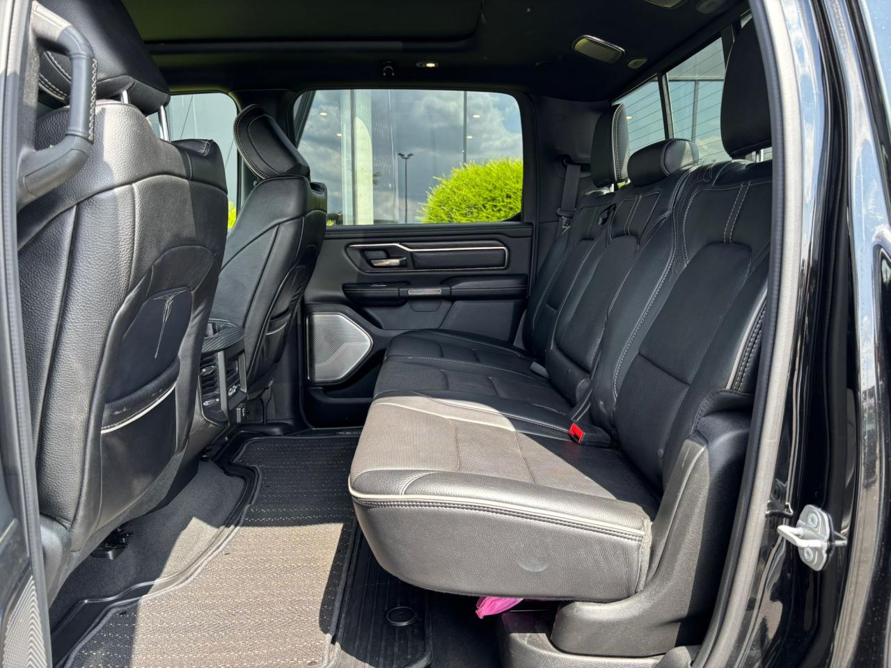 DODGE RAM 1500 CREW LIMITED